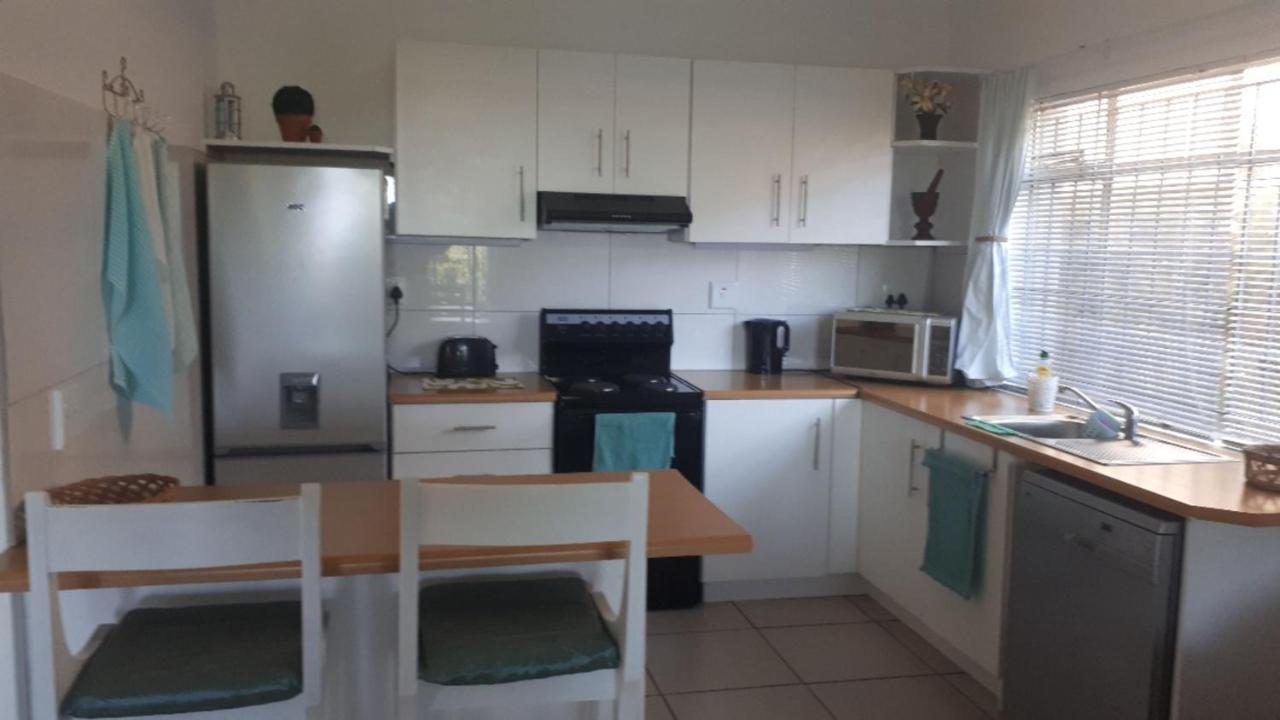 Umtamvuna View Cabanas Port Edward Eksteriør billede