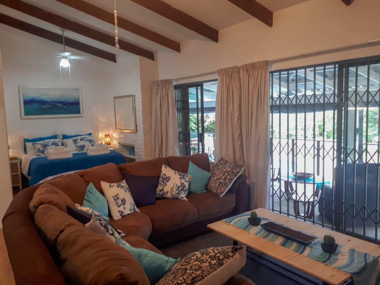Umtamvuna View Cabanas Port Edward Eksteriør billede